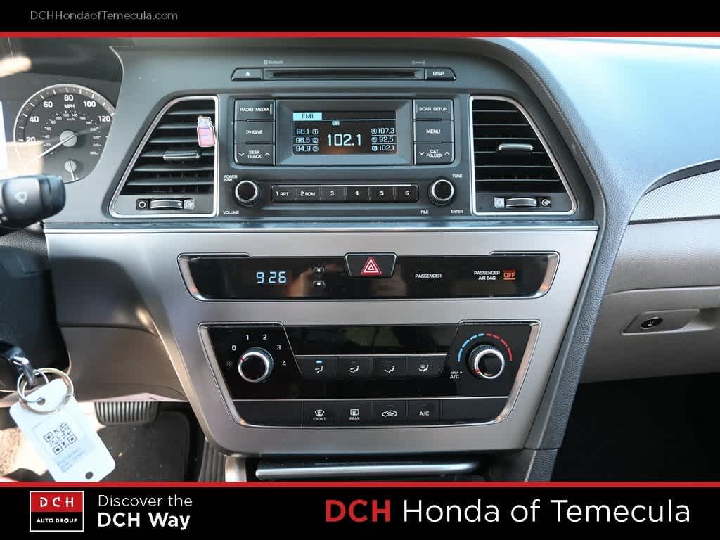 Thumbnail: 2015 Hyundai Sonata - 12