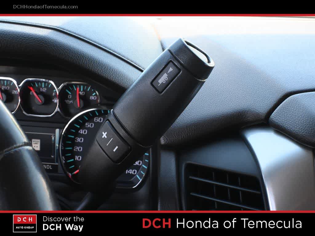 Thumbnail: 2019 Chevrolet Suburban - 11