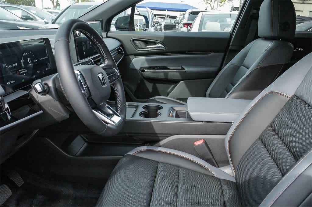 Thumbnail: 2026 Honda Prologue - 17