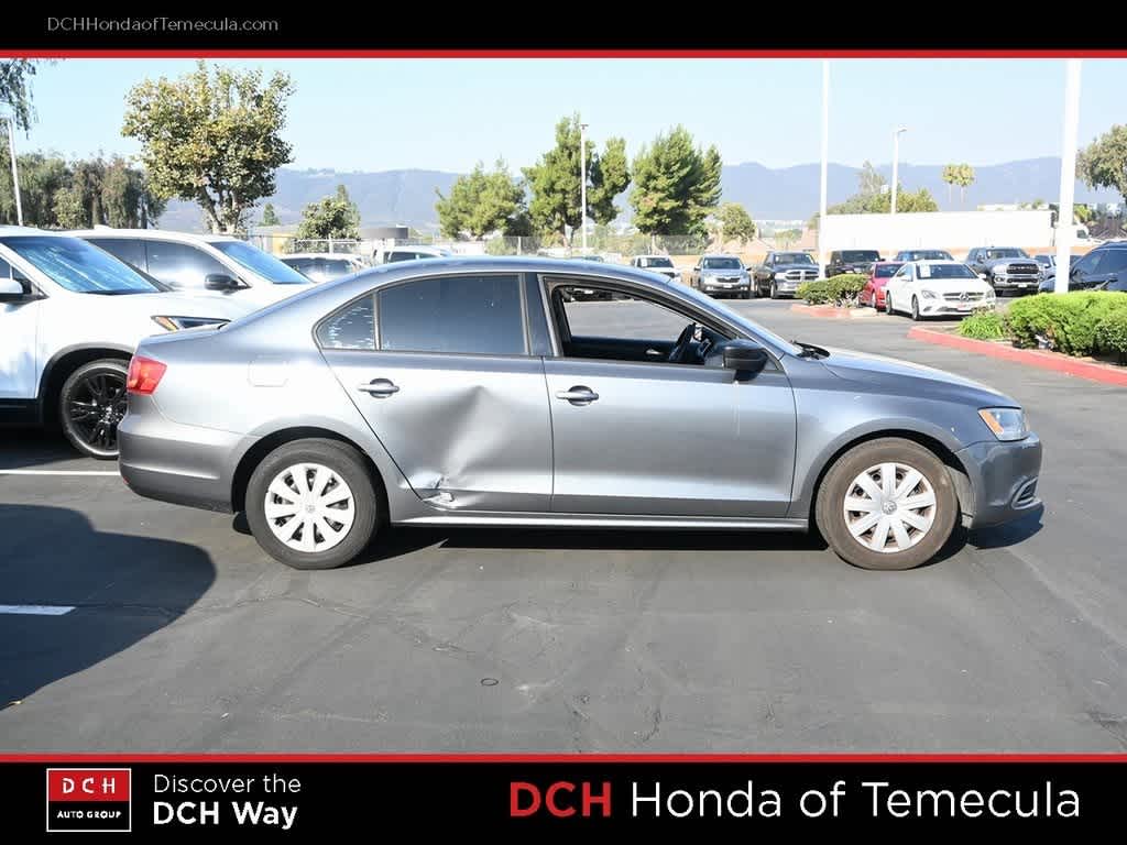 Thumbnail: 2011 Volkswagen Jetta - 5