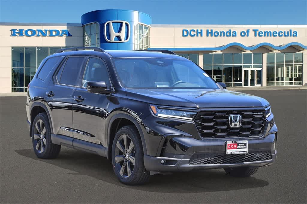2025 Honda Pilot Black Edition photo 3