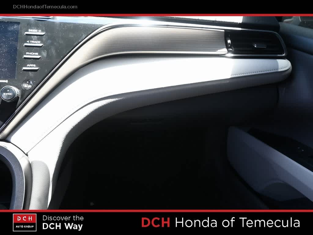 Thumbnail: 2019 Toyota Camry - 12