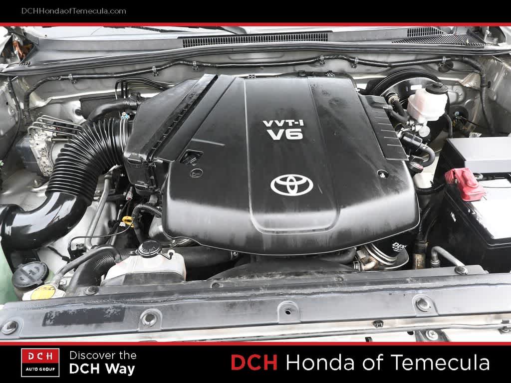 Thumbnail: 2010 Toyota Tacoma - 24