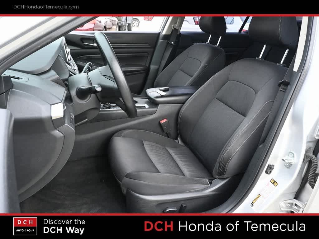 Thumbnail: 2020 Nissan Altima - 17