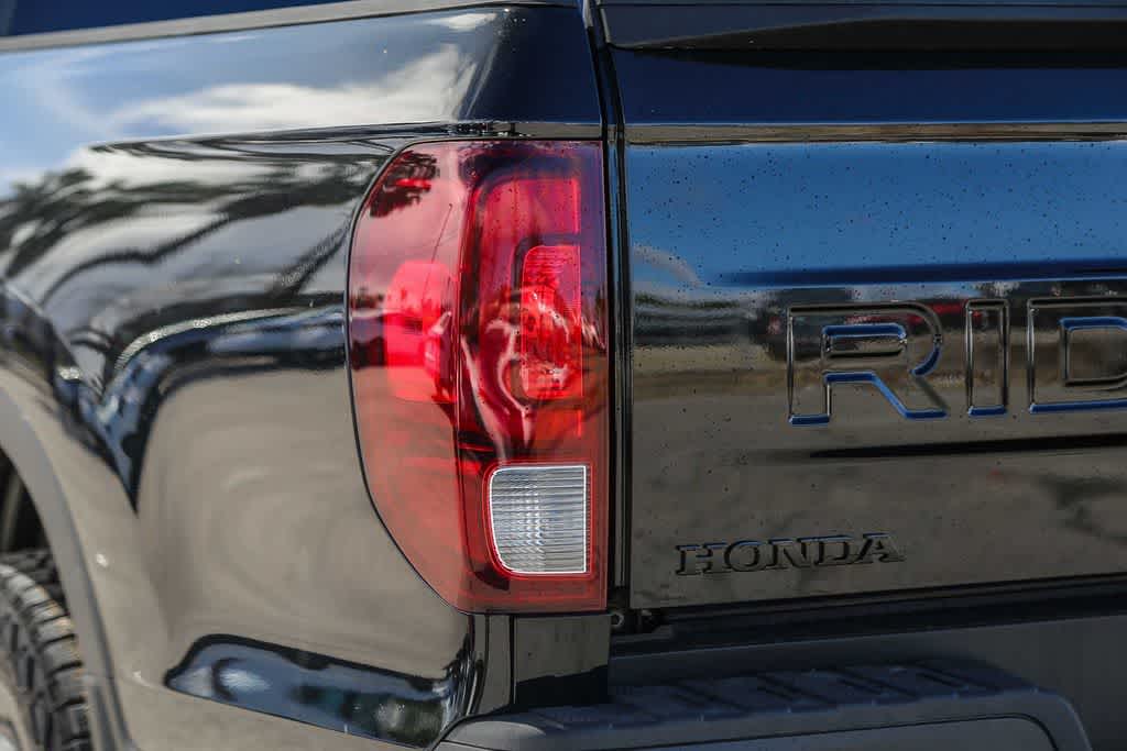 Thumbnail: 2026 Honda Ridgeline - 8