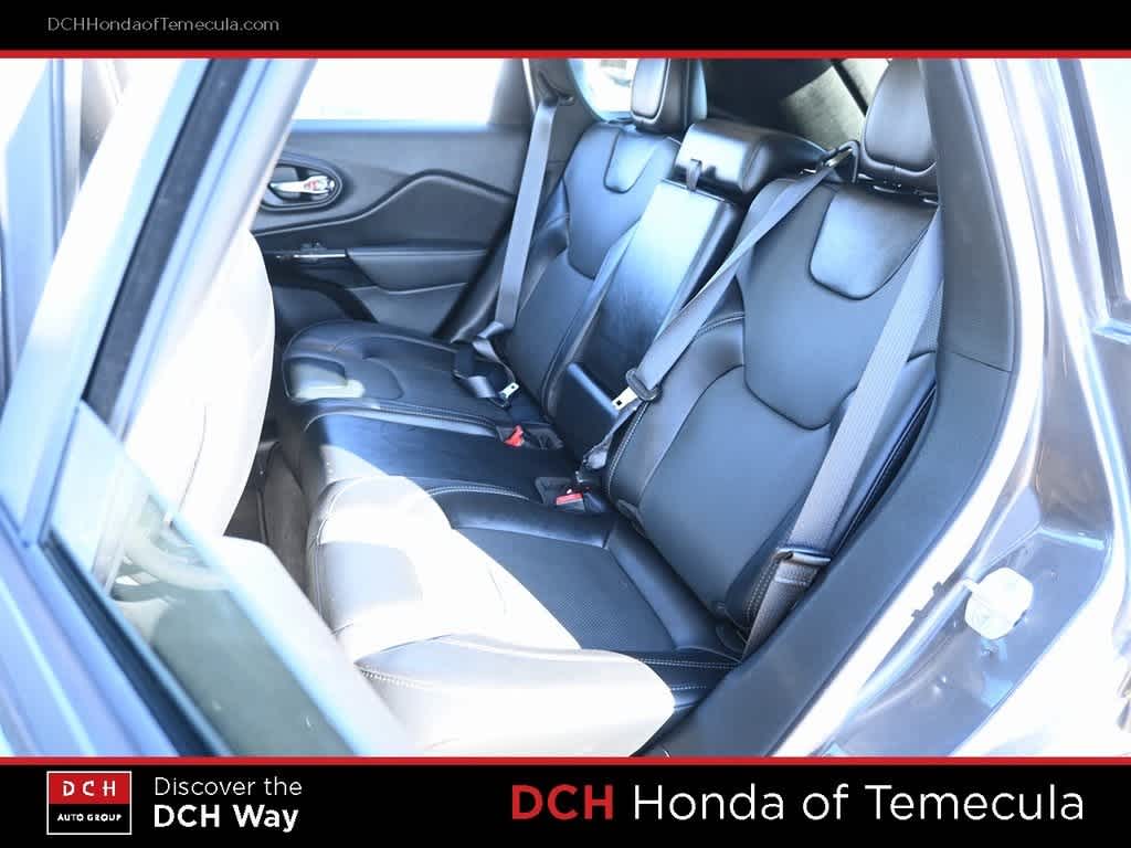 Thumbnail: 2023 Jeep Cherokee - 18