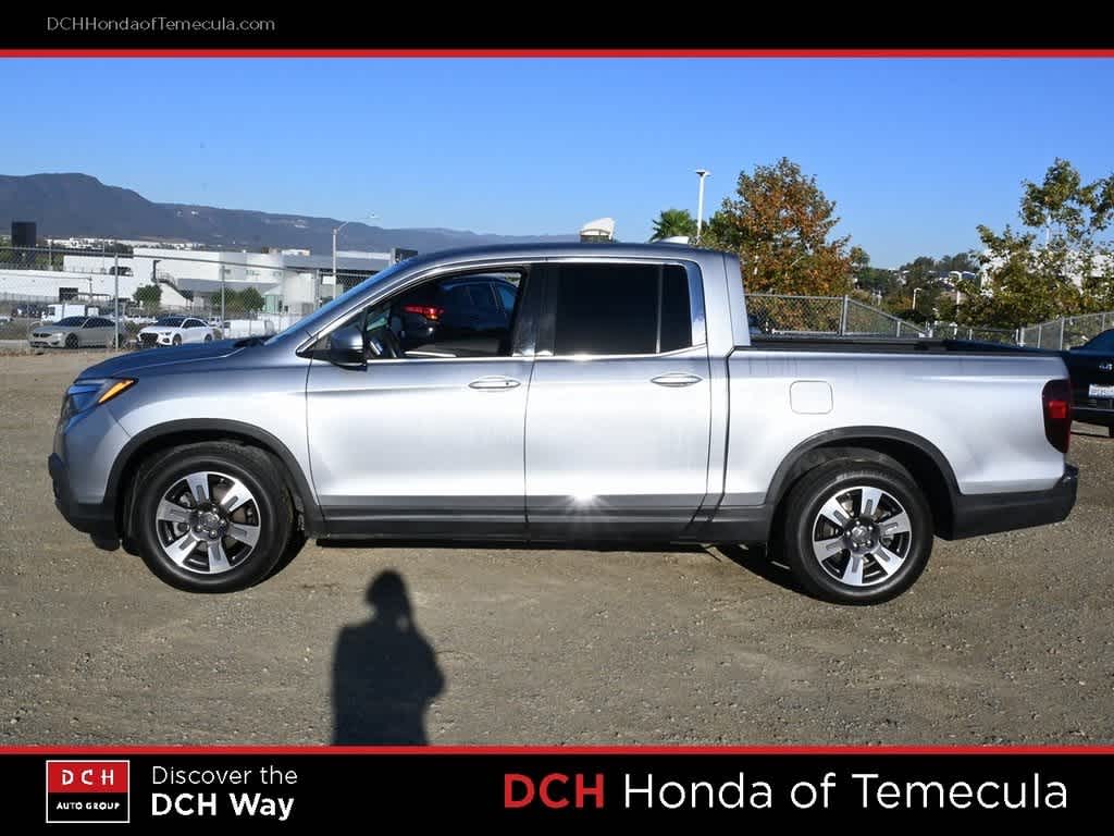 Thumbnail: 2017 Honda Ridgeline - 4