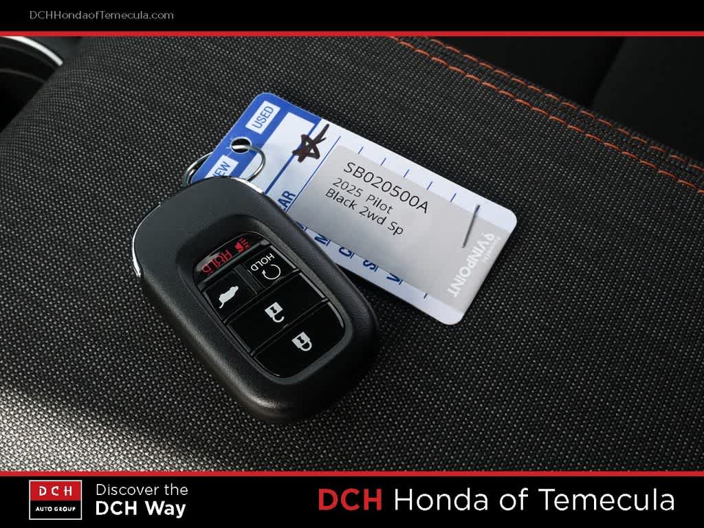 2025 Honda Pilot Sport - Photo 15