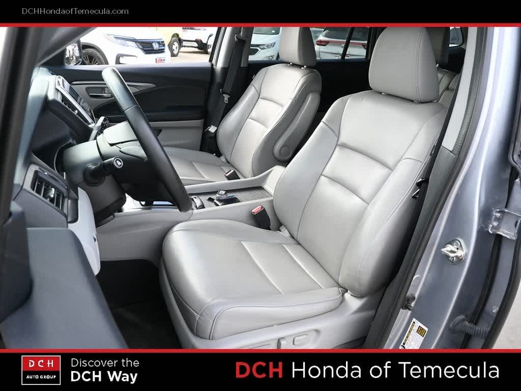 Thumbnail: 2016 Honda Pilot - 17