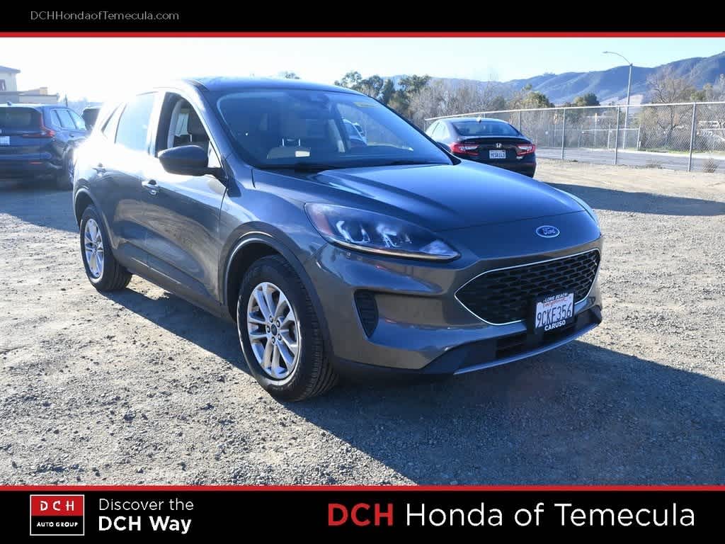 Thumbnail: 2022 Ford Escape - 3