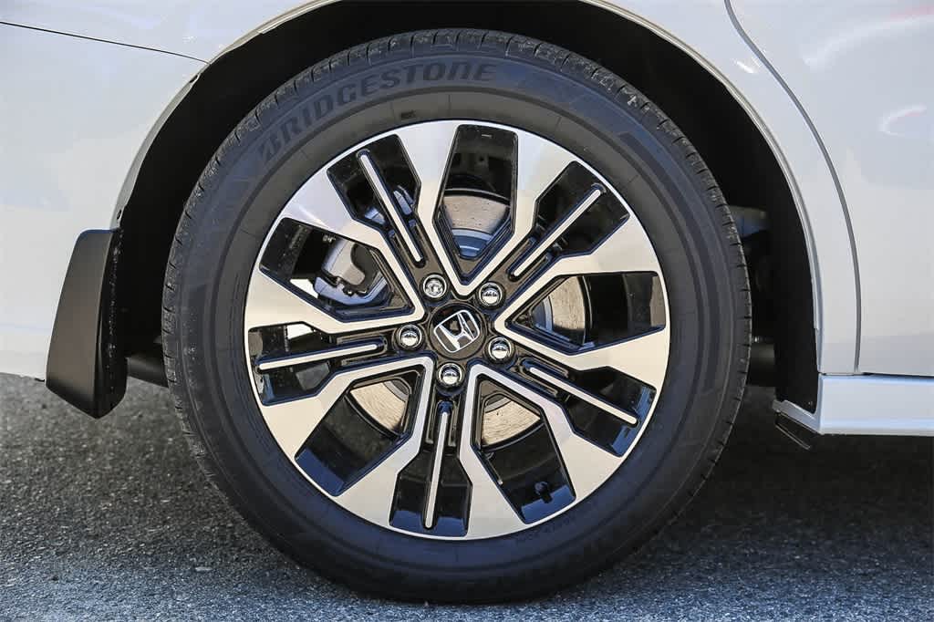 Thumbnail: 2026 Honda Odyssey - 10