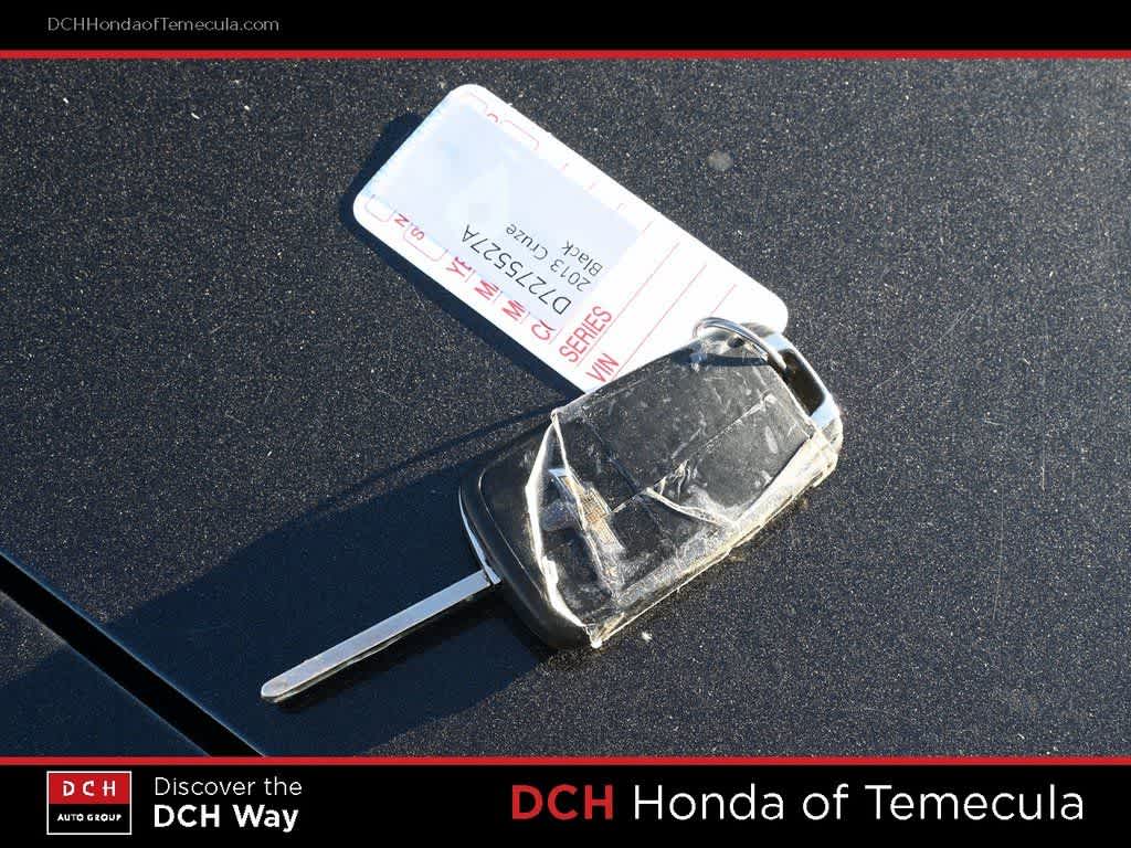 Thumbnail: 2013 Chevrolet Cruze - 8