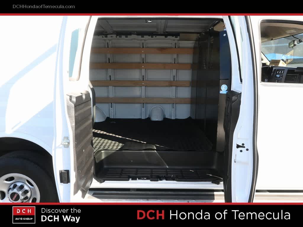 Thumbnail: 2024 GMC Savana - 19