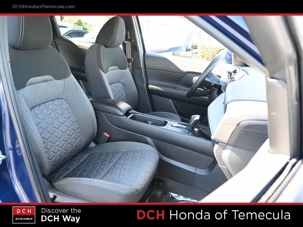 Thumbnail: 2025 Nissan Kicks - 21