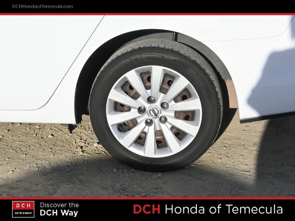 Thumbnail: 2017 Nissan Sentra - 22