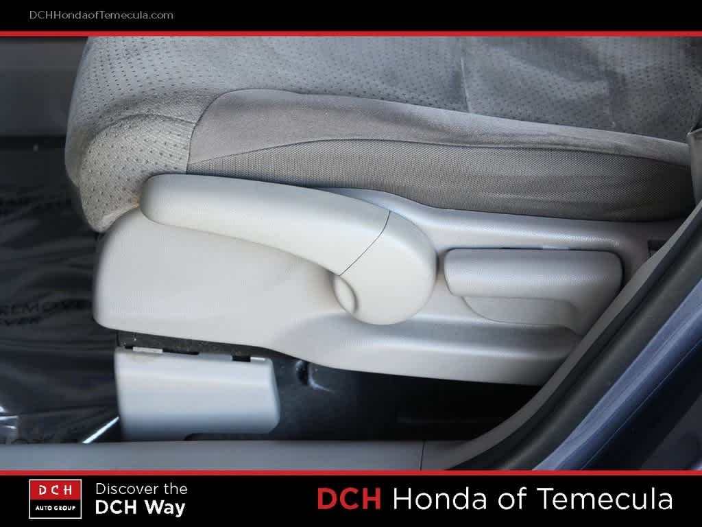 Thumbnail: 2012 Honda CR-V - 17