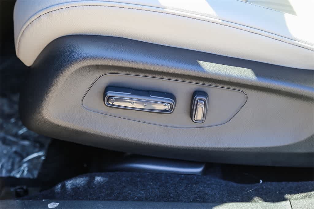 Thumbnail: 2026 Honda HR-V - 23