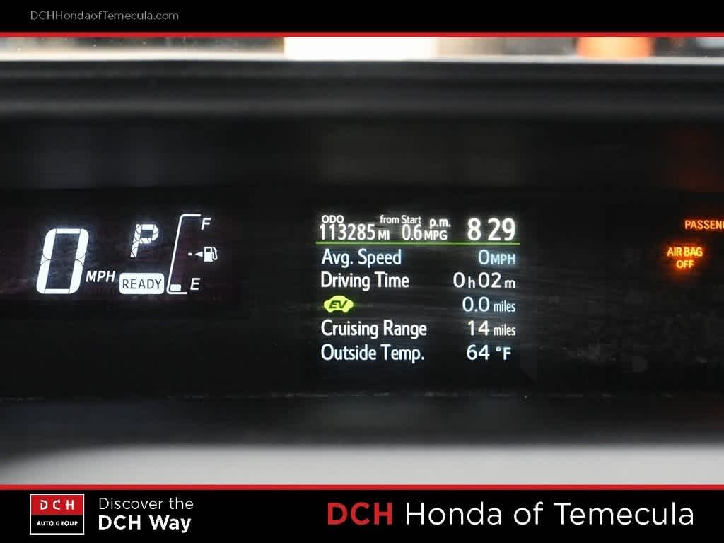 Thumbnail: 2015 Toyota Prius c - 10