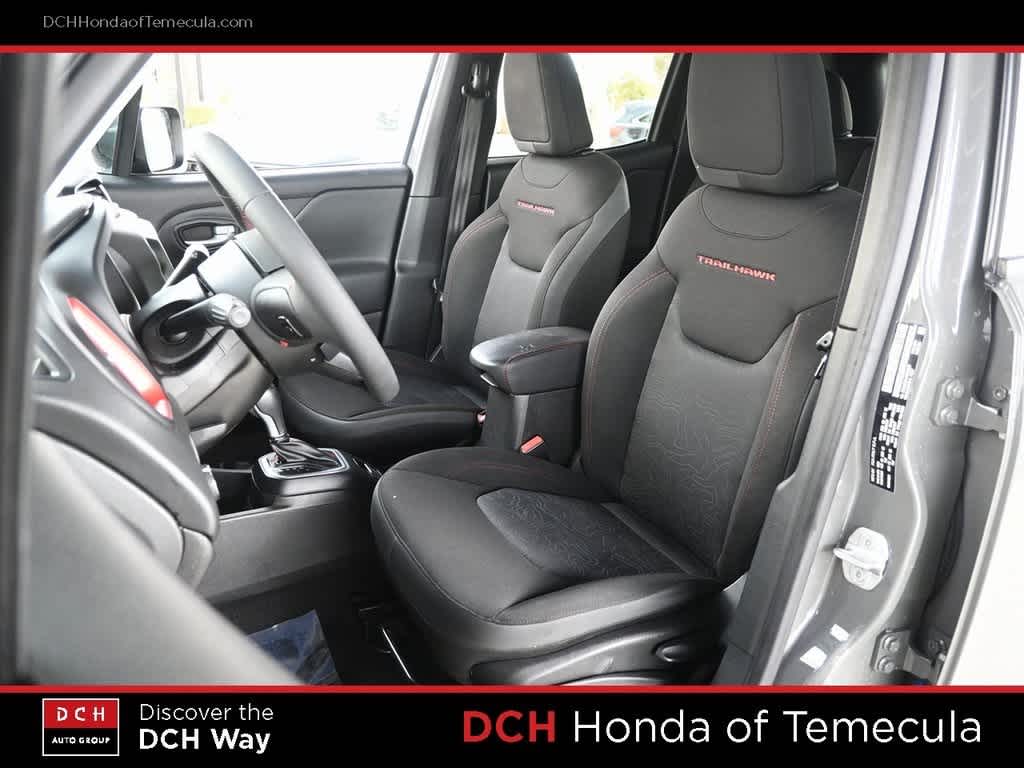 Thumbnail: 2023 Jeep Renegade - 18