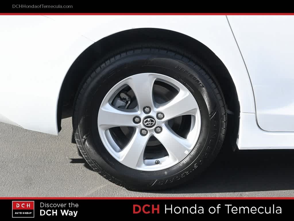 Thumbnail: 2018 Toyota Sienna - 23