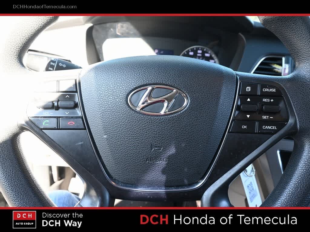 Thumbnail: 2015 Hyundai Sonata - 9