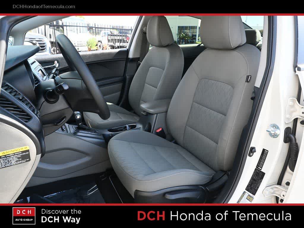 Thumbnail: 2014 Kia Forte - 17