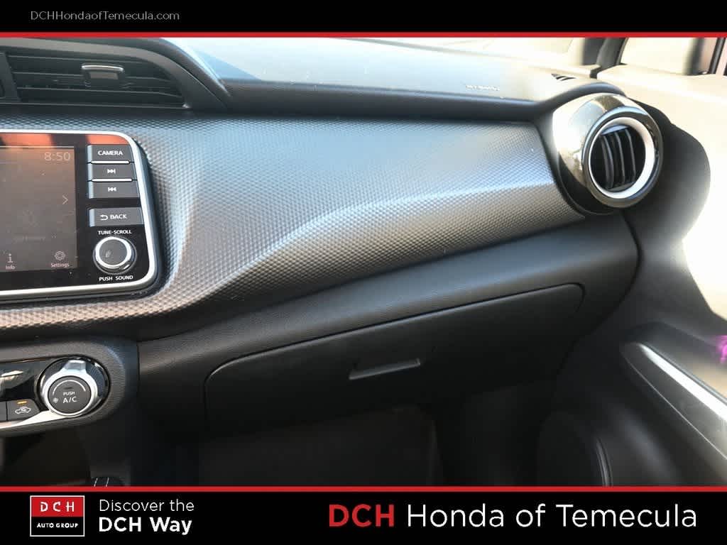 Thumbnail: 2018 Nissan Kicks - 13