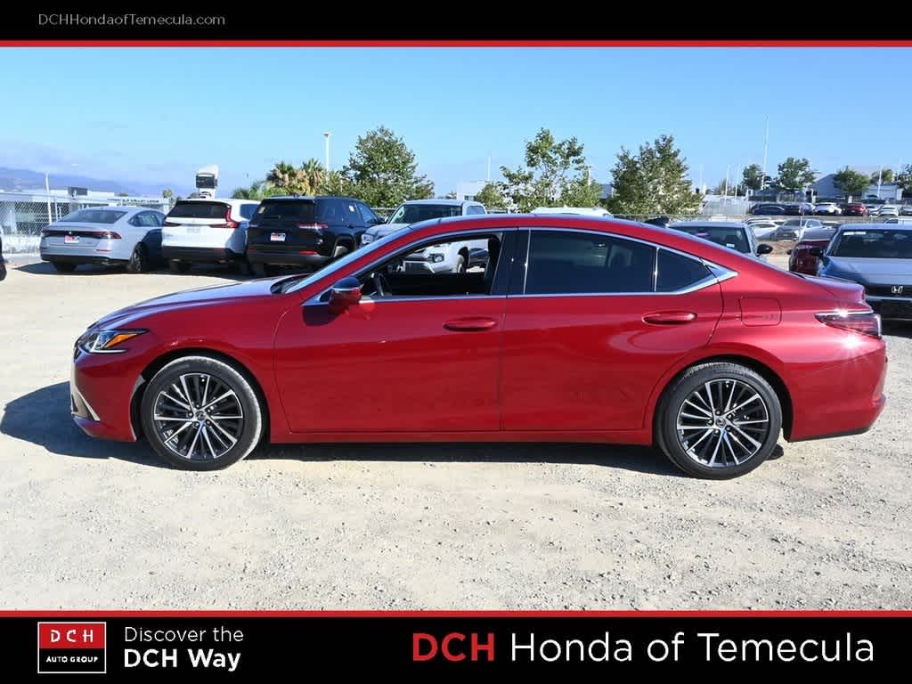 Thumbnail: 2022 Lexus ES - 4