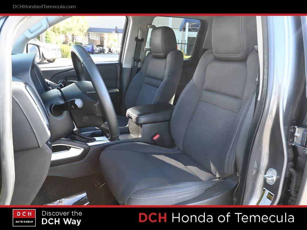 Thumbnail: 2023 Nissan Frontier - 18