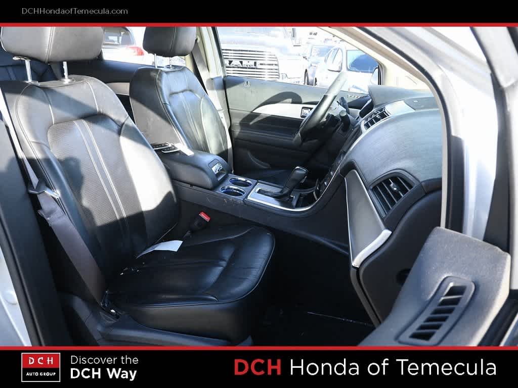 Thumbnail: 2015 Lincoln MKX - 20