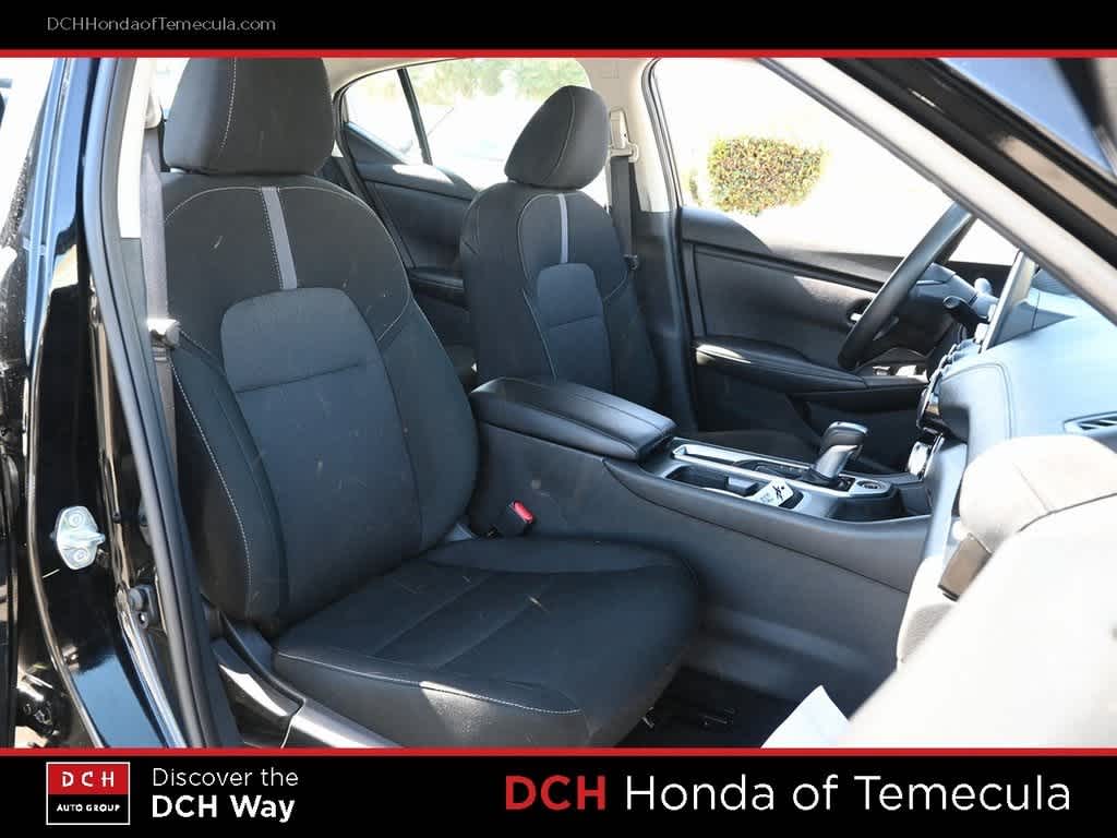 Thumbnail: 2025 Nissan Sentra - 21