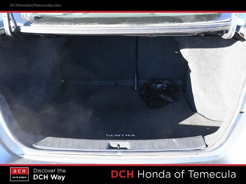 Thumbnail: 2016 Nissan Sentra - 21