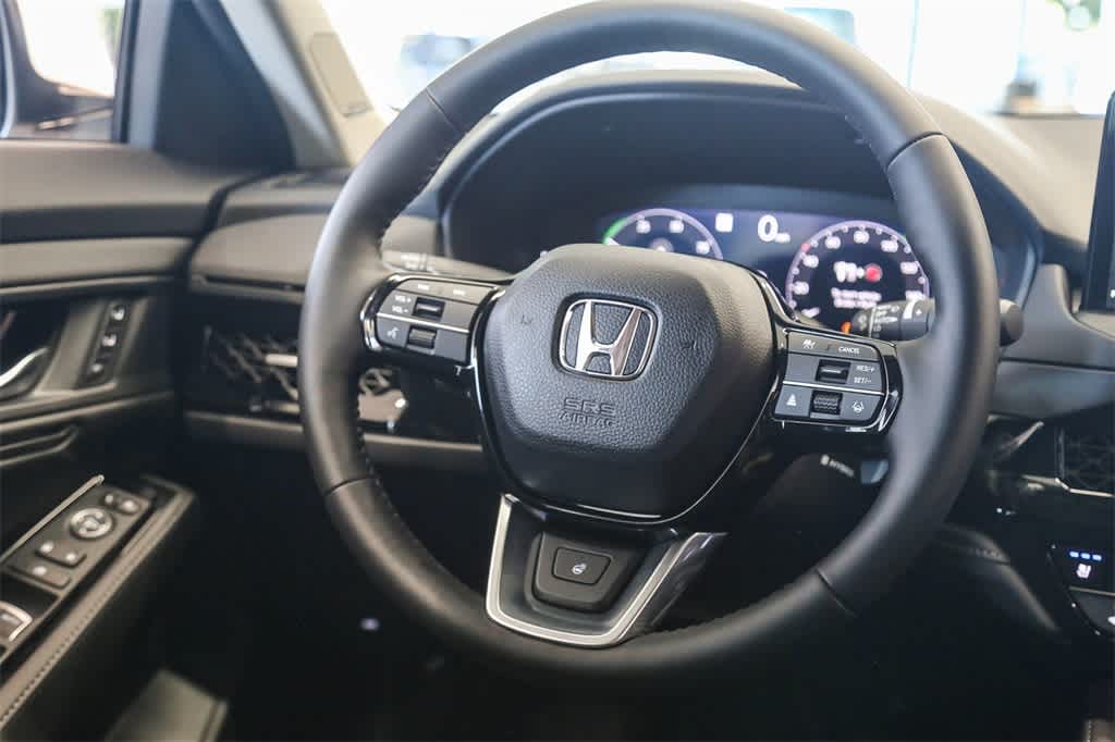 2025 Honda Accord Touring 18