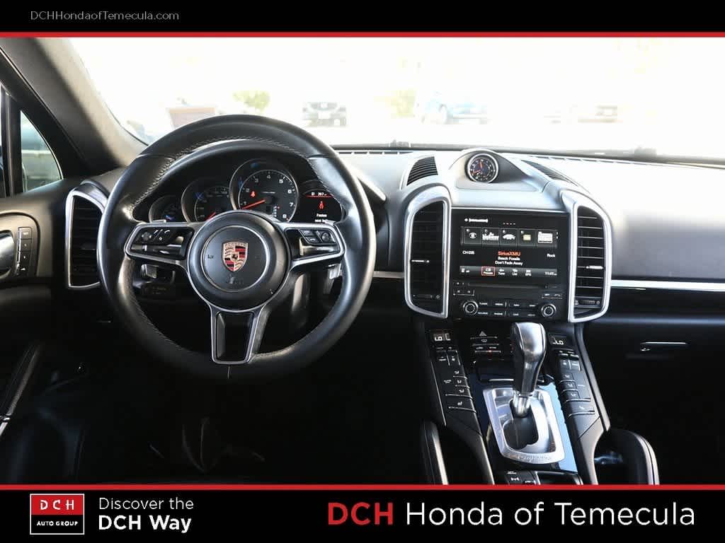 Thumbnail: 2017 Porsche Cayenne - 8