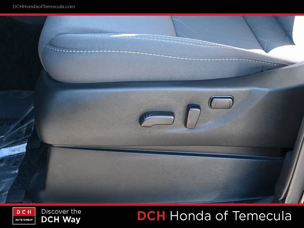 Thumbnail: 2025 Nissan Frontier - 17