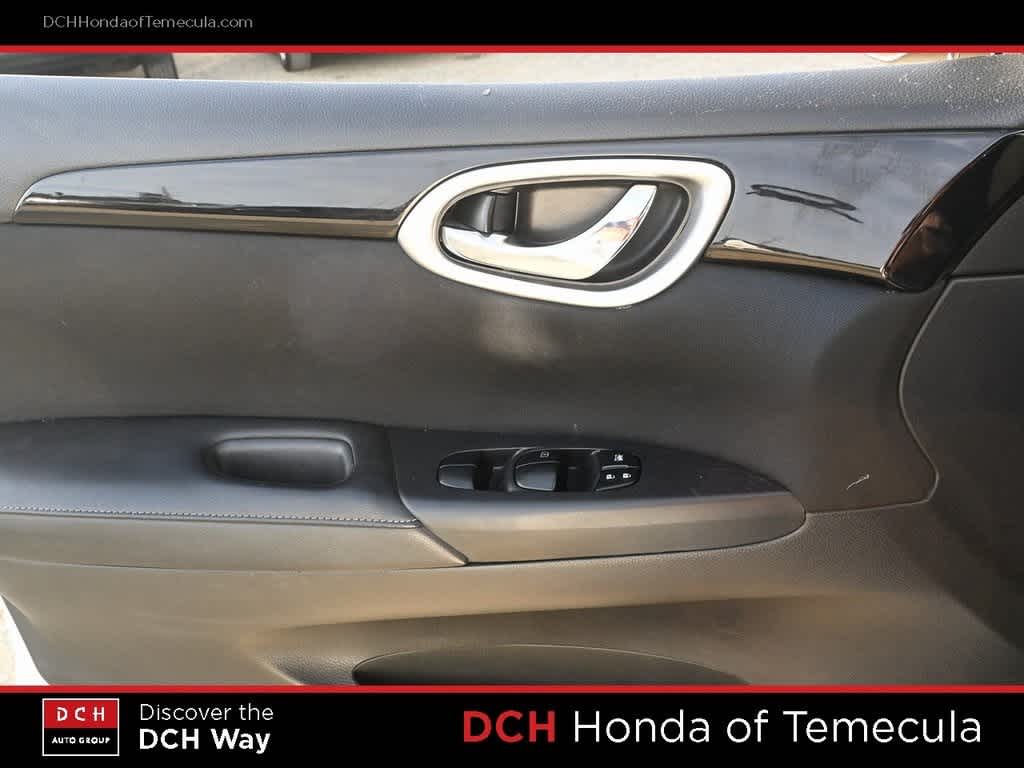 Thumbnail: 2017 Nissan Sentra - 15