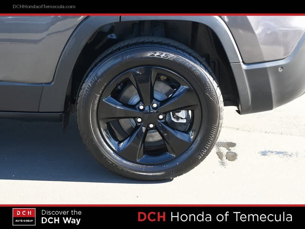 Thumbnail: 2023 Jeep Cherokee - 23