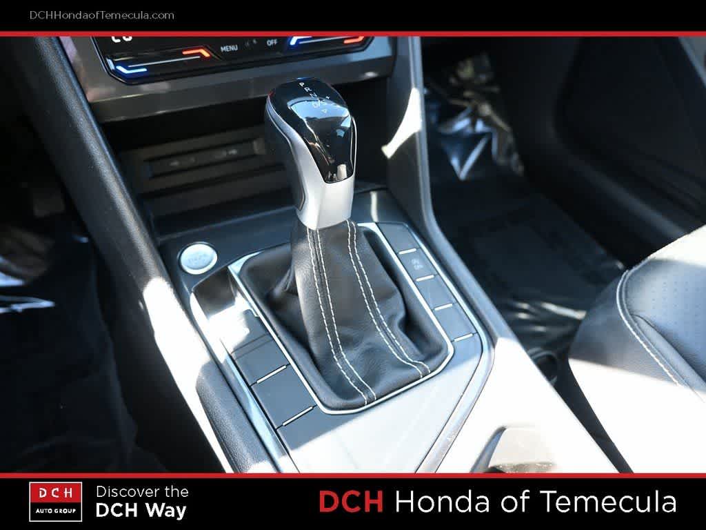 Thumbnail: 2023 Volkswagen Tiguan - 11