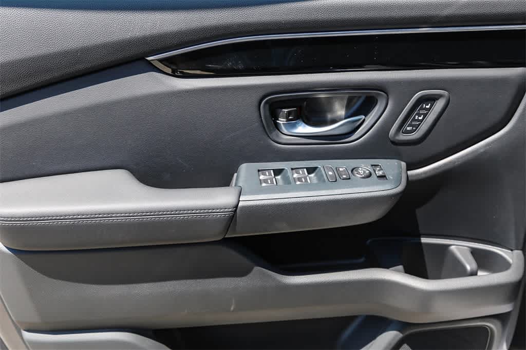 Thumbnail: 2025 Honda Pilot - 22