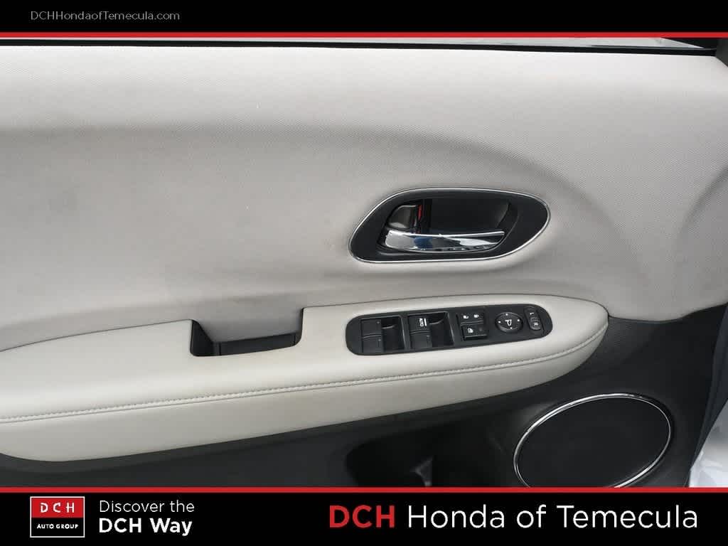 Thumbnail: 2018 Honda HR-V - 16