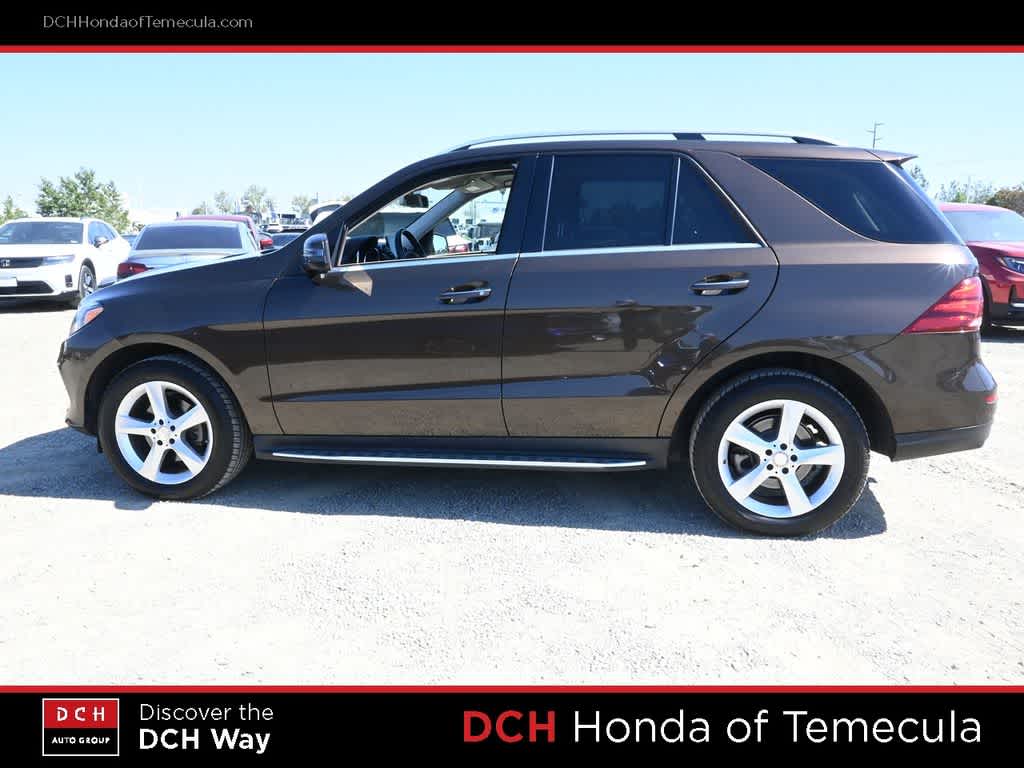 Thumbnail: 2016 Mercedes-Benz GLE - 4