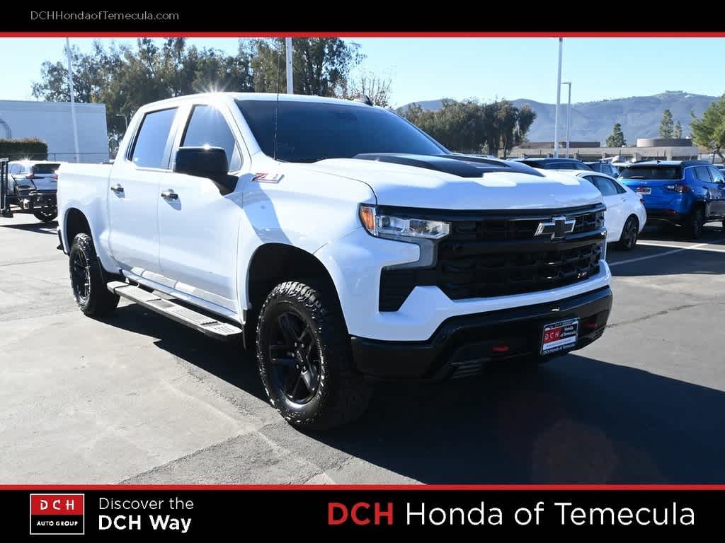 Thumbnail: 2023 Chevrolet Silverado 1500 - 3