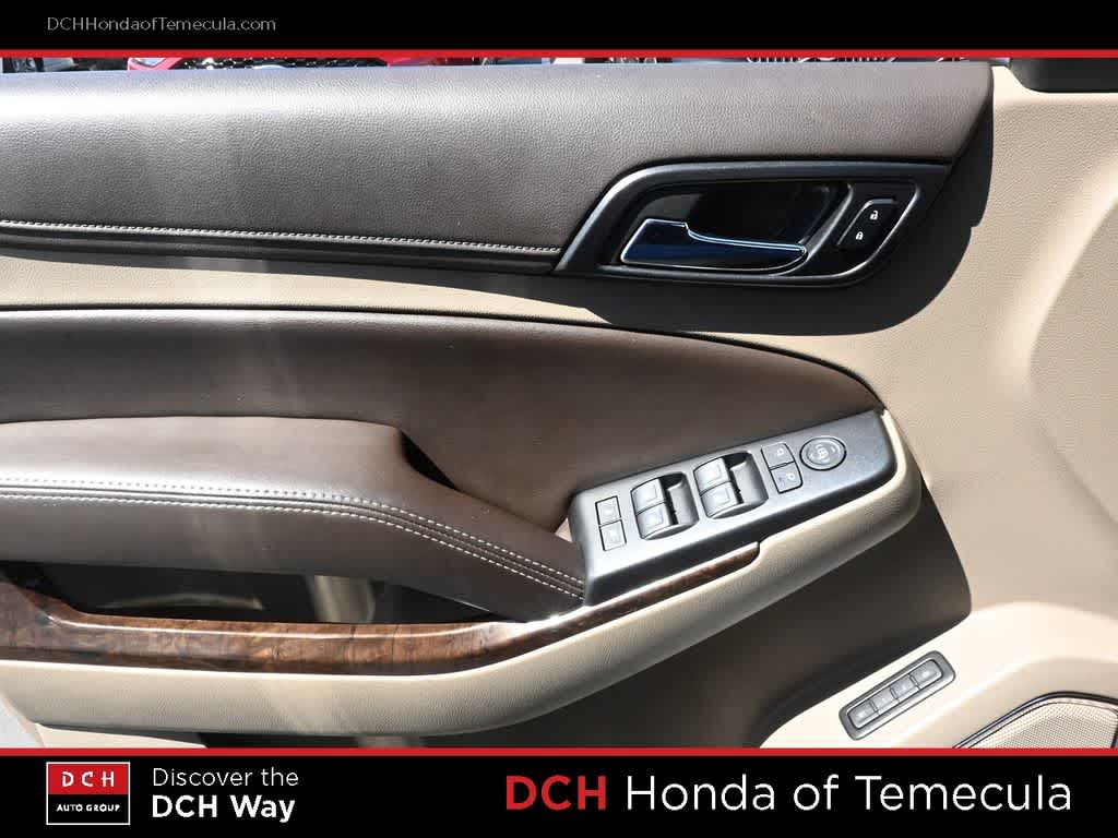 Thumbnail: 2019 Chevrolet Suburban - 16