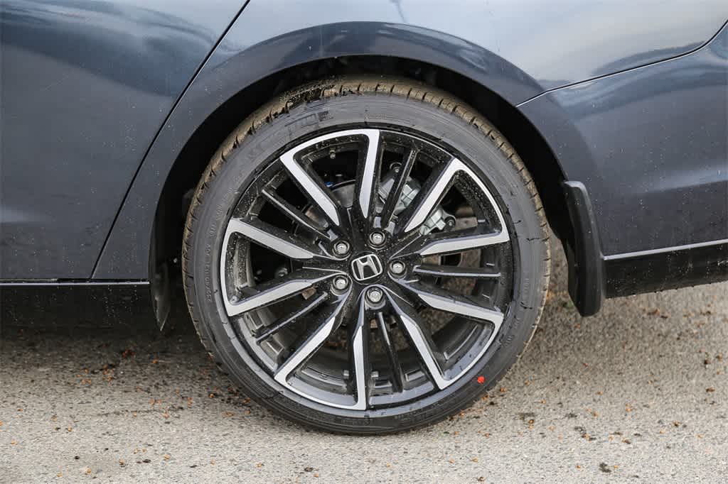 2025 Honda Accord Touring 9
