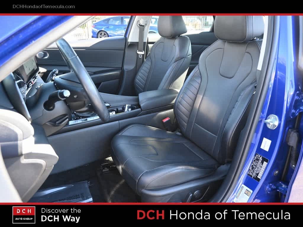 Thumbnail: 2022 Hyundai Elantra - 18