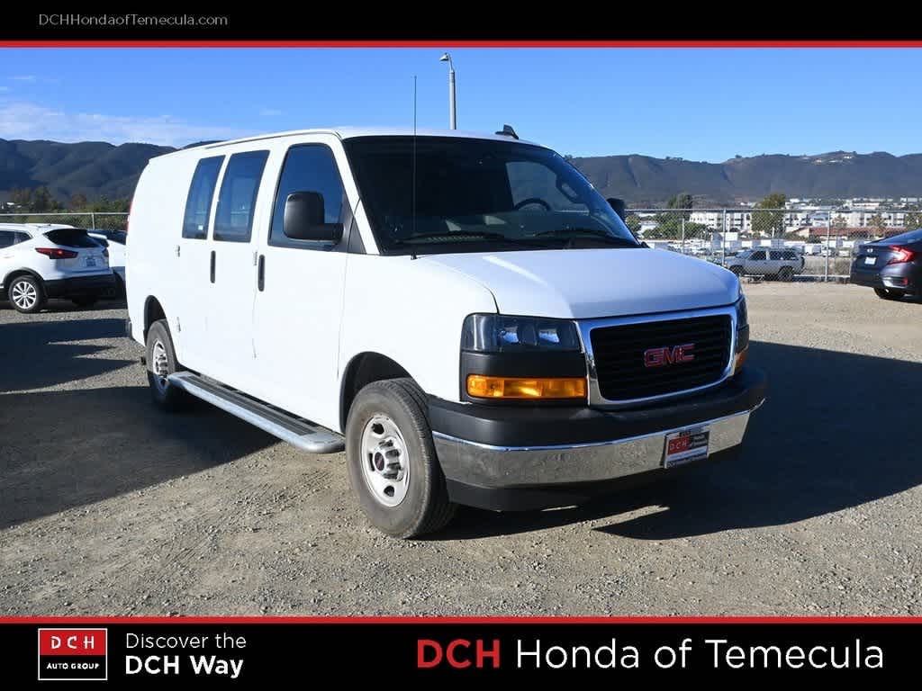 2024 Gmc Savana 2500 Cargo photo 3