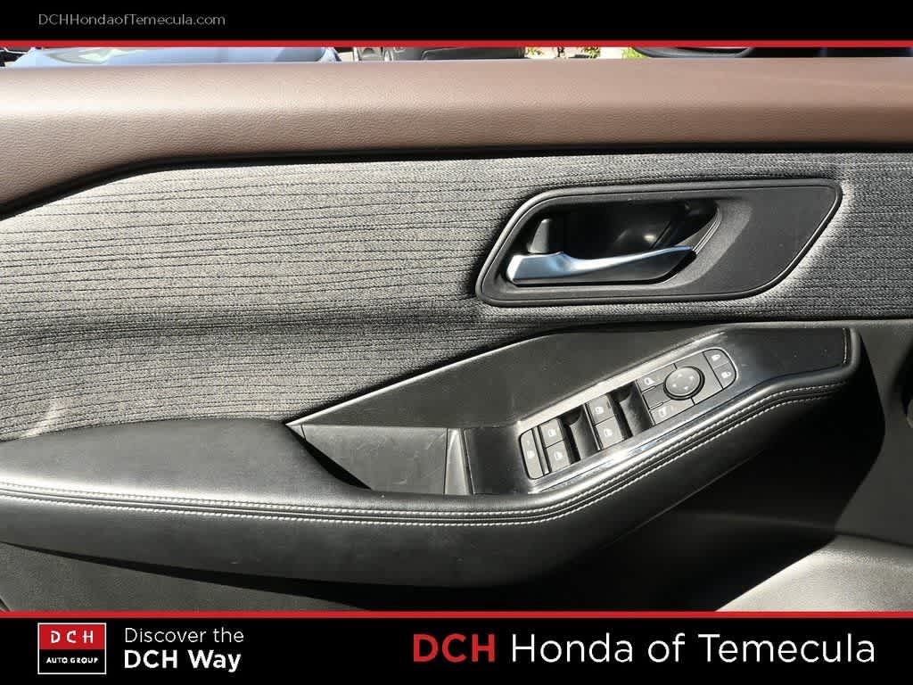 Thumbnail: 2023 Nissan Rogue - 16