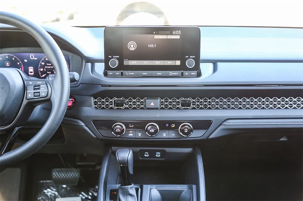 2025 Honda Accord LX 14