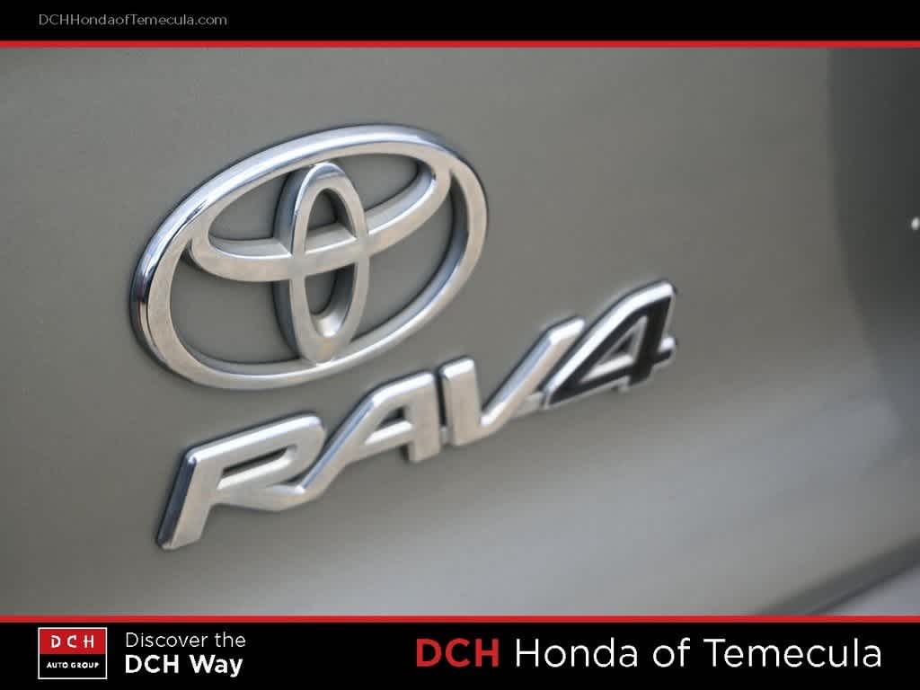 Thumbnail: 2005 Toyota RAV4 - 7