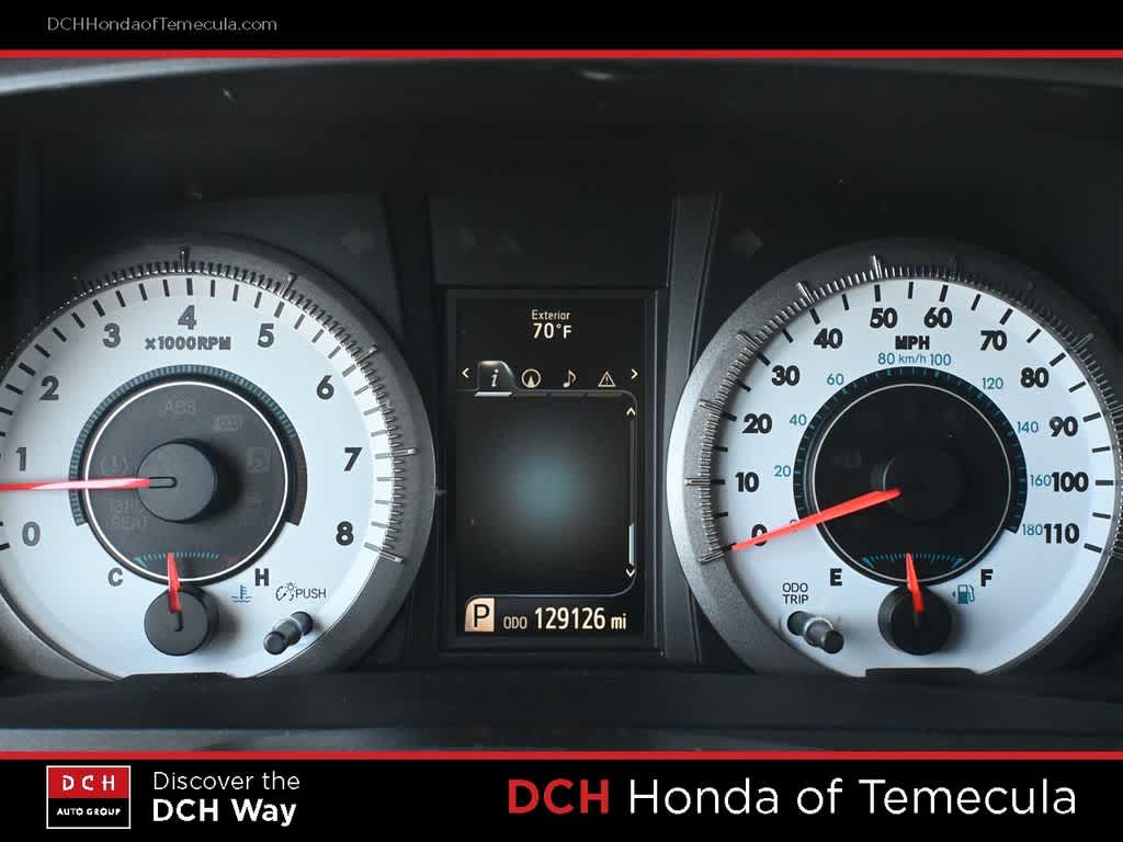 Thumbnail: 2016 Toyota Sienna - 10